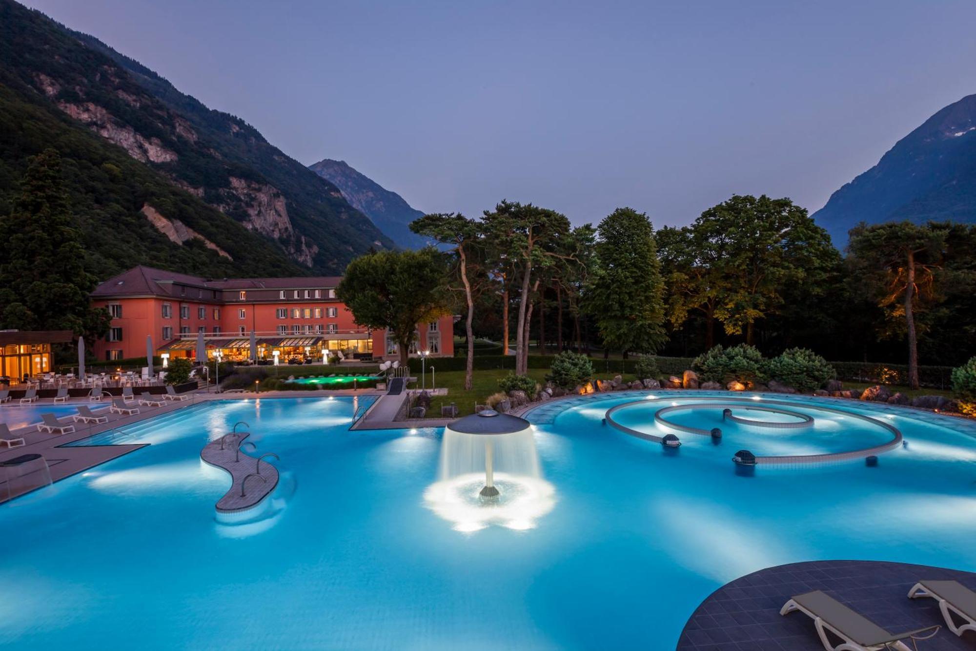 Grand Hotel Des Bains Lavey-les-Bains Bagian luar foto