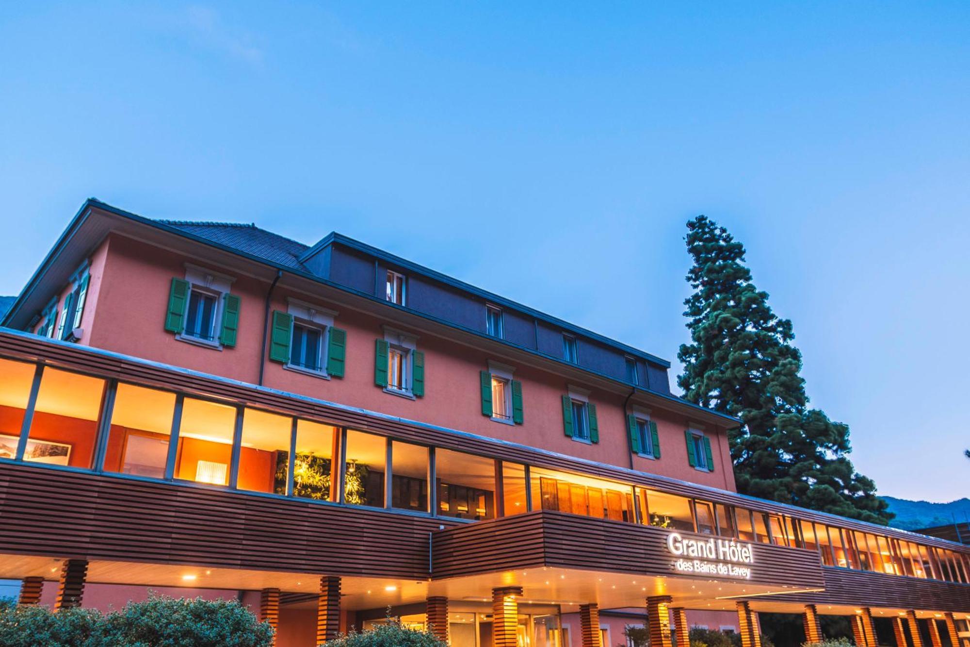 Grand Hotel Des Bains Lavey-les-Bains Bagian luar foto
