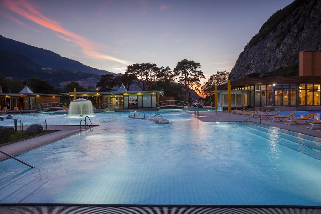 Grand Hotel Des Bains Lavey-les-Bains Bagian luar foto